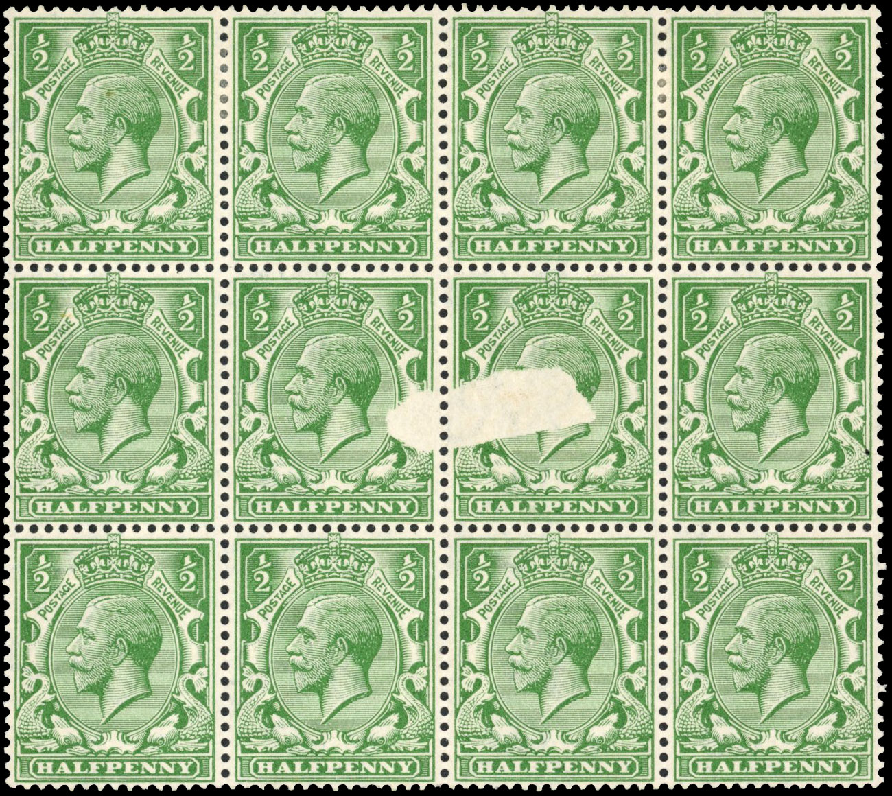 GB 1912–24 Royal Cypher ½d bright green, mint block, central pair showing remarkable variety