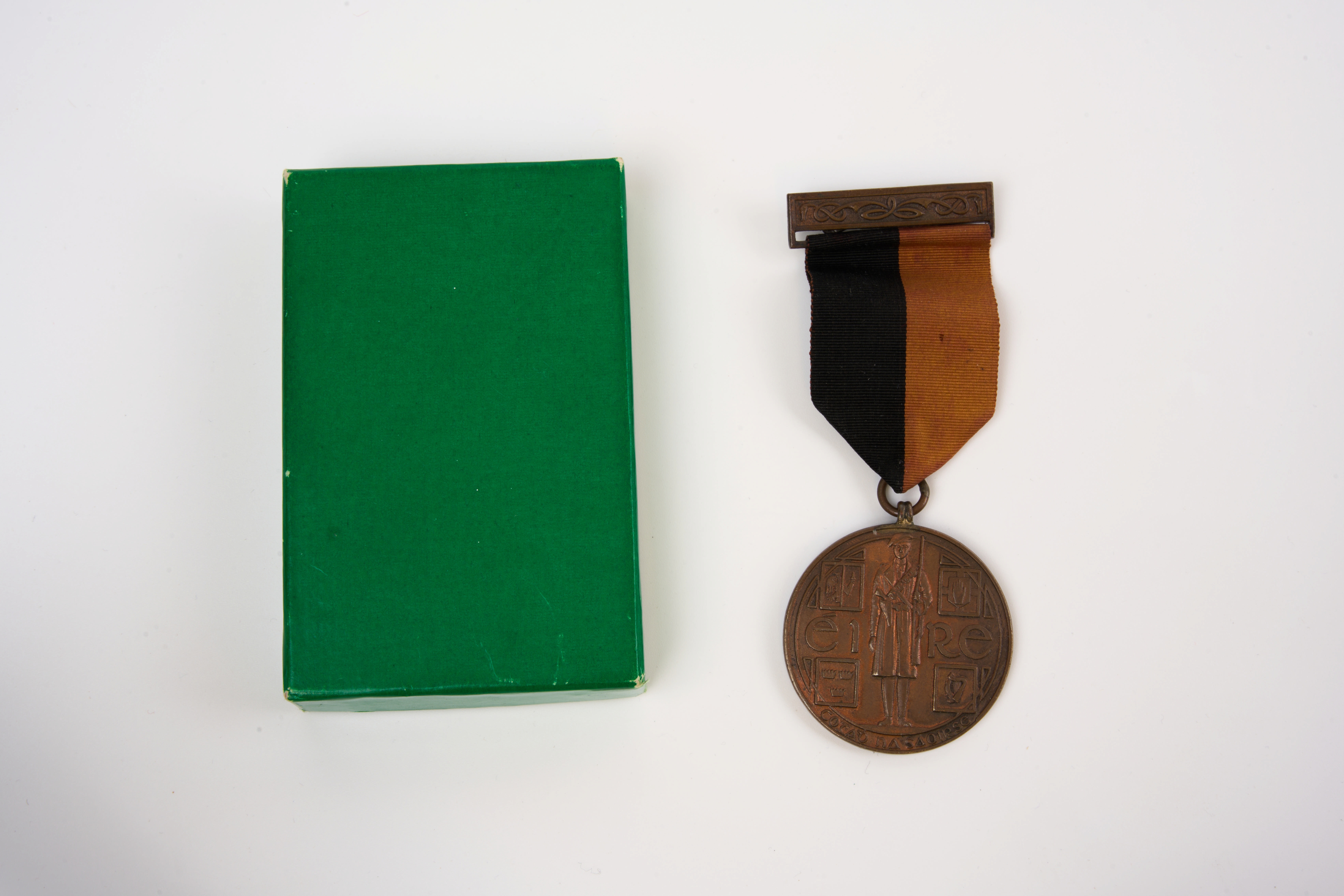 <p>Irish General Service Medal</p>
