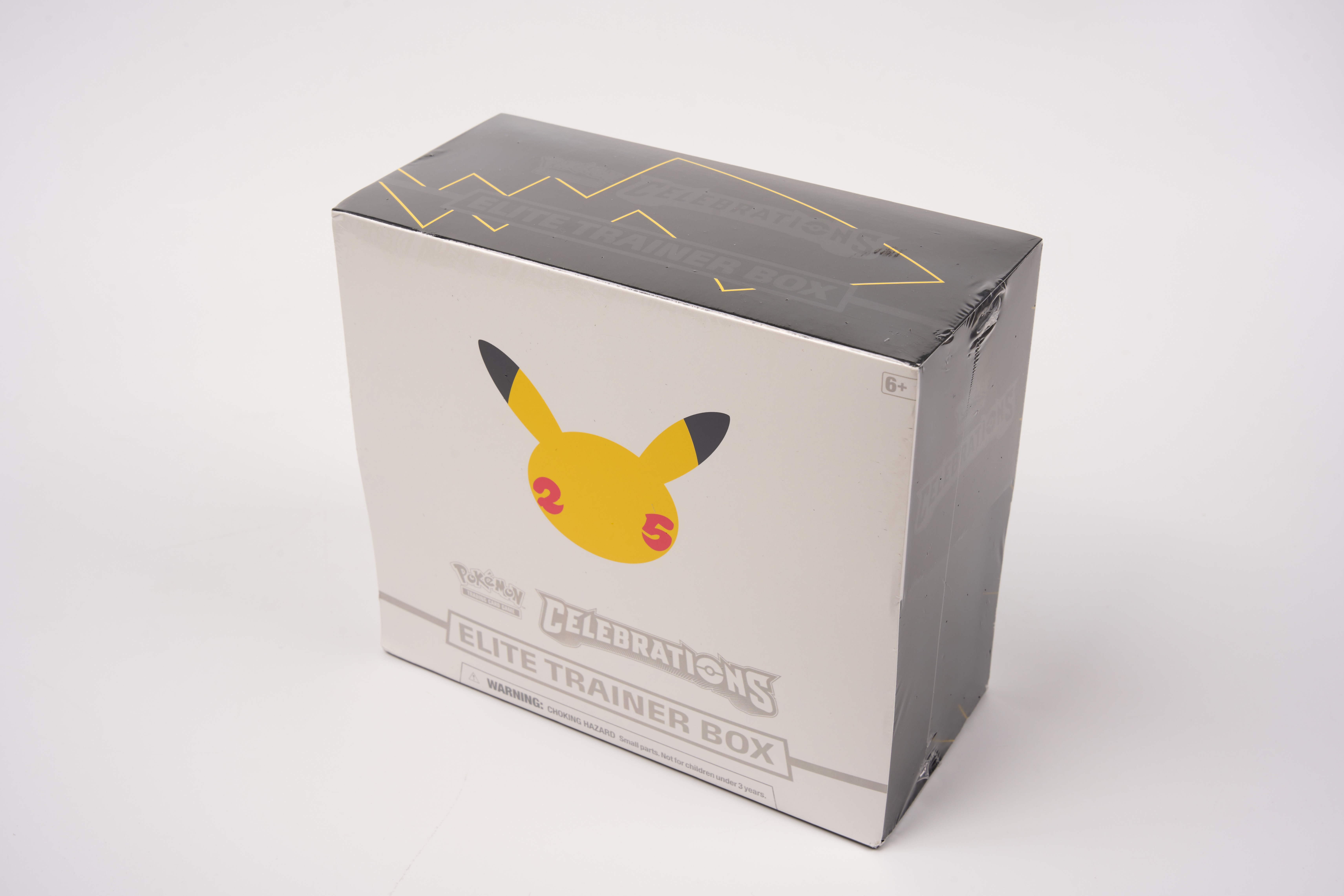 <p>Pokémon TCG Celebration Elite Trainer Box</p>