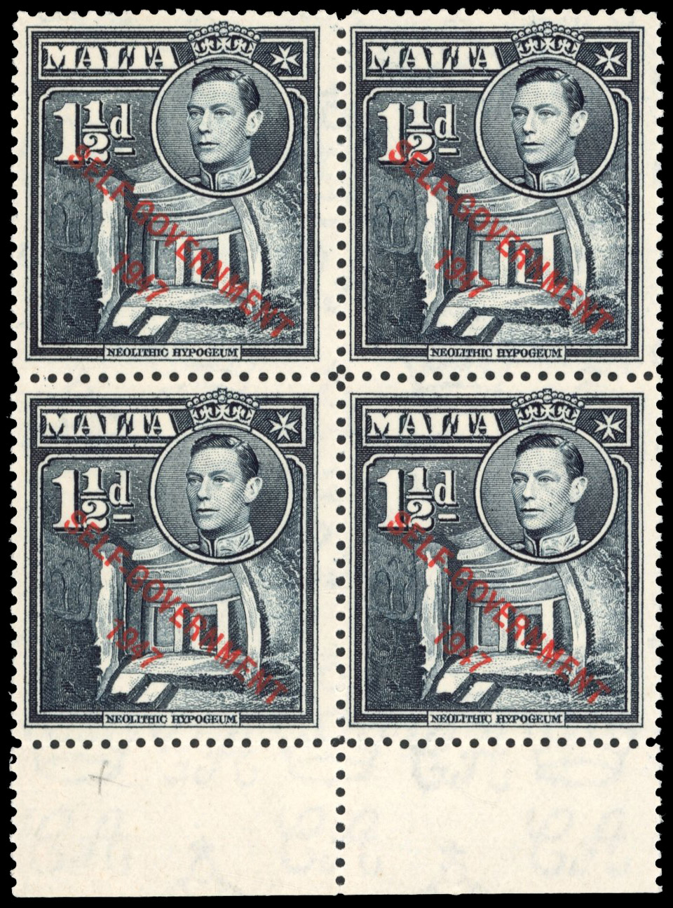 Malta SG 237aa 1948 1½d broken Cross block mint