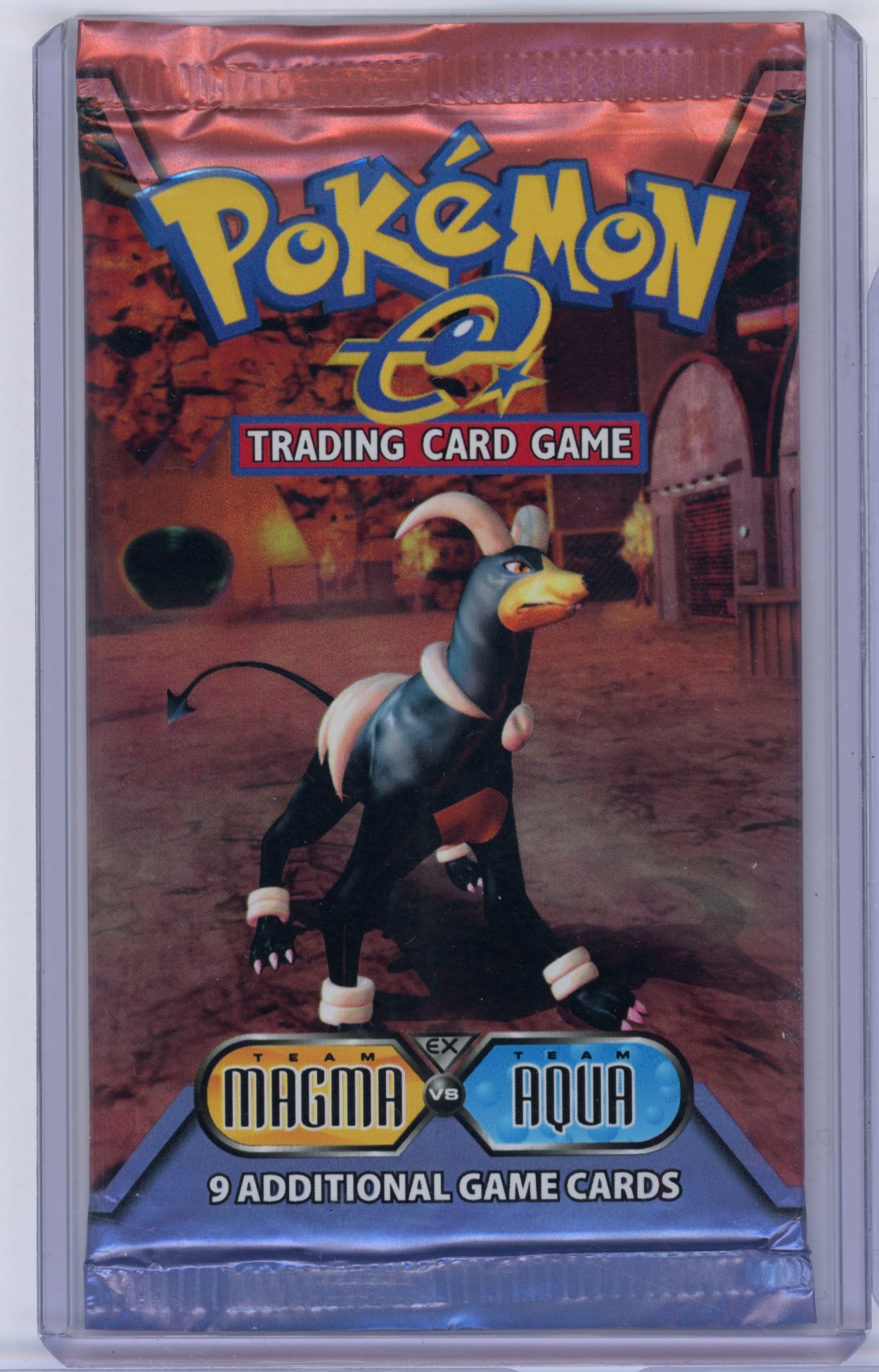 EX Magma vs Aqua Sealed Booster Pack - Houndoom Artwork (17.46g)