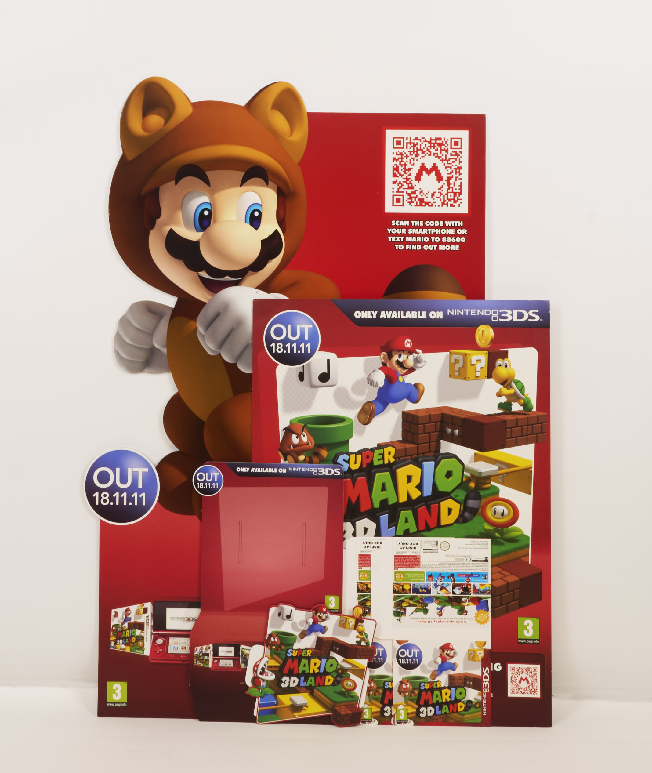 Super Mario 3D Land Tanooki Mario Standee - Complete in Box 