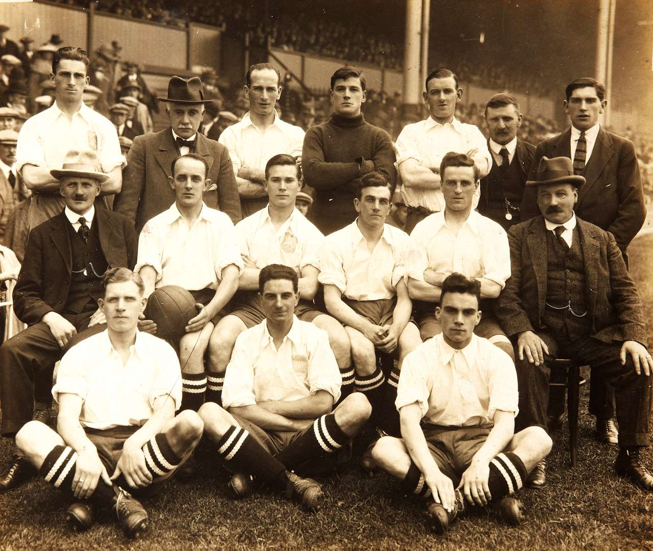  May Sporting Memorabilia 10th & 11th May 2011