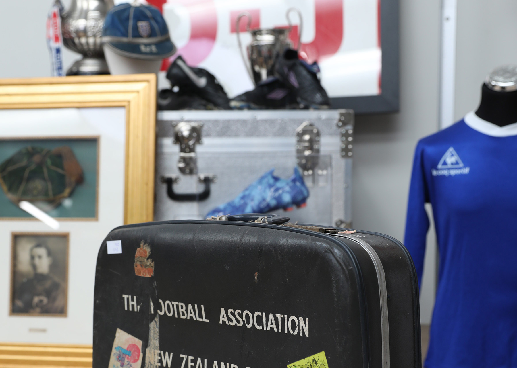 Four Day Themed Sporting Memorabilia Auction