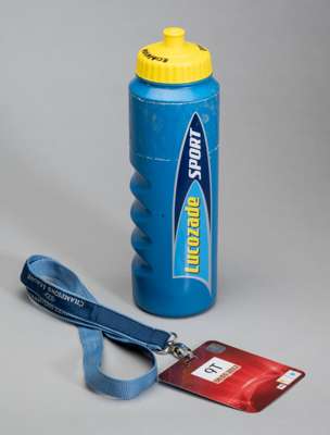 Football memorabilia, comprising Paul Robinson Lucozade Sport water bottle