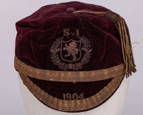 Alex Smith maroon Scotland v, Ireland International cap, 1904