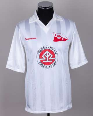 White and red No.16 Fredrikstad v. Bangor City long-sleeved shirt, 1985