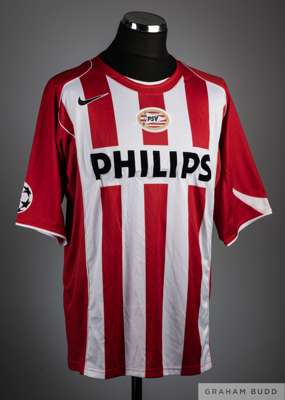 Vennegoor of Hesselink red No.9 PSV Eindhoven short sleeved shirt 2004-05, 
 Nike, size XL, crew neck, embroidered Club badge, back lettered VENNEGOR 