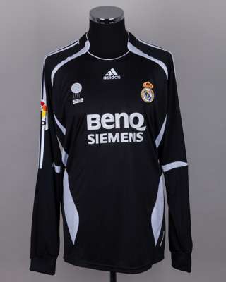 David Beckham black No.23 Real Madrid v. Real Sociedad long-sleeved shirt, 2007