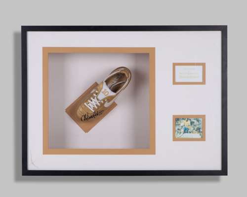 Ronaldinho Signed football boot in frame with signed picture