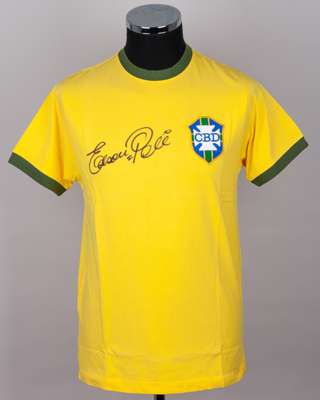 Edson Pele autographed yellow Brazil replica short-sleeved shirt