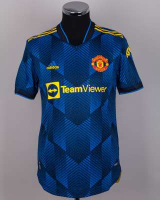 Cristiano Ronaldo blue and yellow No.7 Manchester United issued short-sleeved shirt, 2021