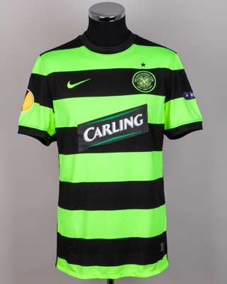 Stephen McManus yellow and black No.4 Celtic Europa League short-sleeved shirt, 2009-10