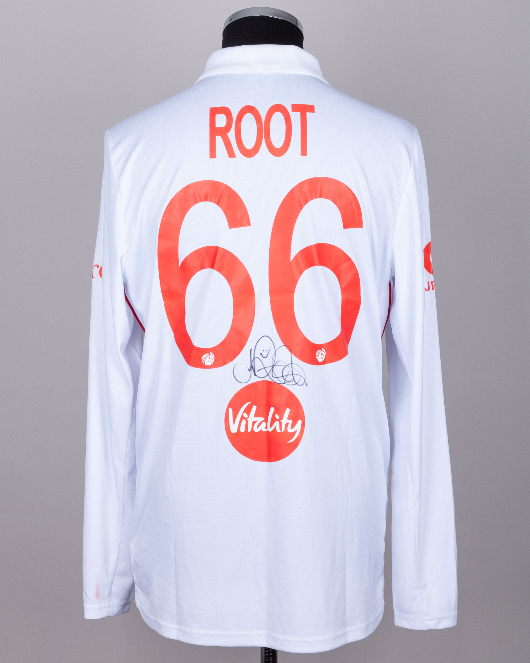 Joe Root No.66 England v. New Zealand match worn, signed Red For