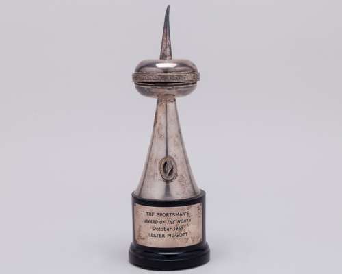 Sportsman of the Month Award presented to the jockey Lester Piggott in October 1969
