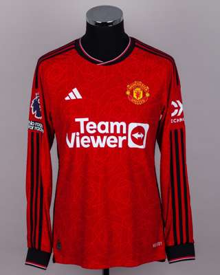 Rasmus Hojlund red No.11 Manchester United v. West Ham match worn long-sleeved shirt, 2024