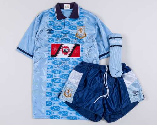 Jim McLean - blue No.20 Scottish League squad autographed short-sleeved shirt, 1990