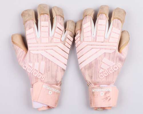 Marc-Andre Ter Stegen pink Adidas match used goalkeeper gloves, October 2018
