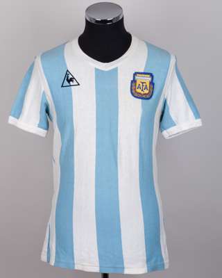 Blue and white No.7 Argentina shirt-sleeved shirt, 1982