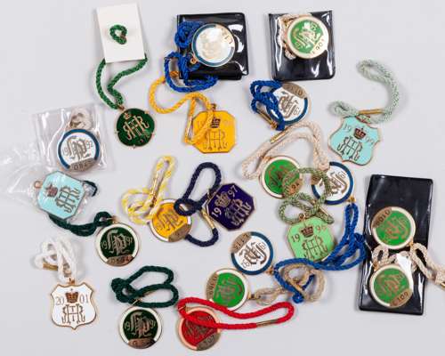 22 Henley Regatta badges