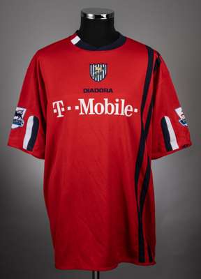 Darren Moore red and blue No.5 West Bromwich Albion short-sleeved jersey, 2004-06, 
 Diadora, XXL, 3rd kit, with crew-neck collar and embroidered clot