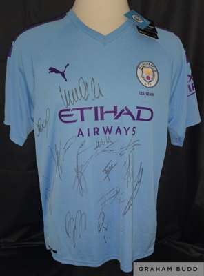 Manchester City 2019-20 Official club squad signed shirt autographed by 16, 
 Kyle Walker, Scott Carson, Ikay Gundogan, Raheem Sterling, Nathan Ake, M
