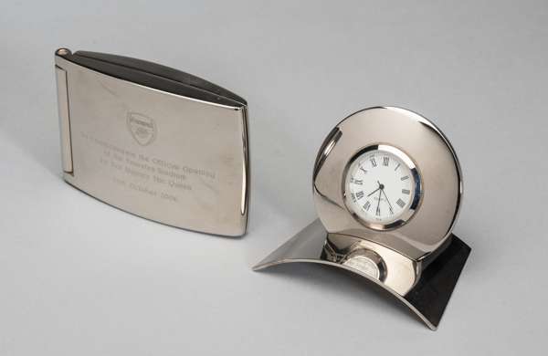 Signed Aquascutum desk calendar commemorating the opening of Arsenal's Emirates Stadium