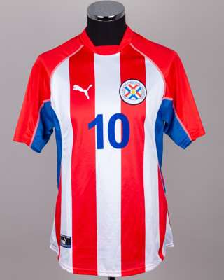 Red and white No.10 Paraguay short-sleeved shirt, 2002