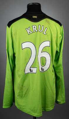 Tim Krul lime green & black Newcastle United no.26 goalkeeping jersey, season 2011-12,
 match-issue, Puma, long-sleeved with BARCLAYS PREMIER LEAGUE s