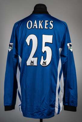 Scott Oakes blue & white striped Sheffield Wednesday No.25 home jersey, season 1999-2000,
 Puma, long-sleeved, Premier League badges, the reverse lett
