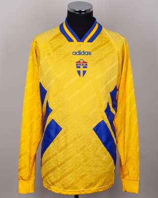 Martin Dahlin yellow and blue No.10 Sweden v. Turkey match worn shirt, 1995
