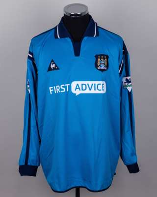 Nicolas Anelka sky-blue No.39 Manchester City long-sleeved shirt, 2002-03