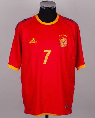 Raul red and yellow No.7 Spain autographed short-sleeved shirt, c.2000