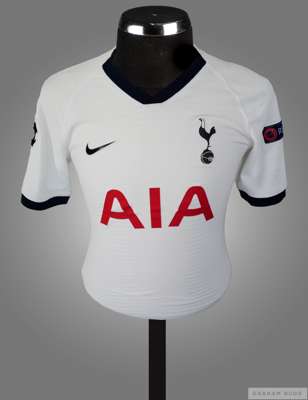 Harry Winks white Tottenham Hotspur No.8 home jersey season 2019-20, 

short-sleeved with UEFA STARBALL and RESPECT sleeve badges, club crest and spon