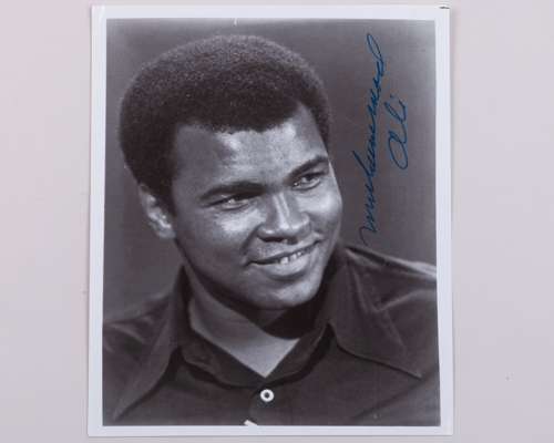 A black and white Muhammad Ali signed photograph