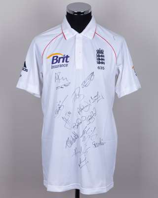 Matt Prior England v. Bangladesh Test series autographed white short-sleeved shirt, 2010