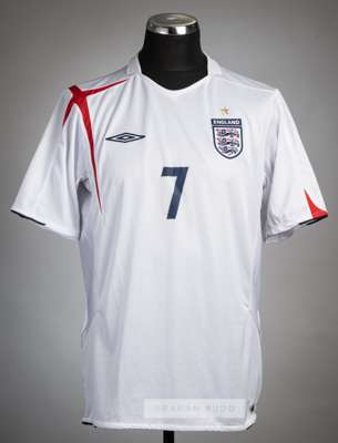 David Beckham signed white England no.7 replica home jersey, 2005-06,
 Umbro, short-sleeved, with embroidered ENGLAND and three lion country emblem, r