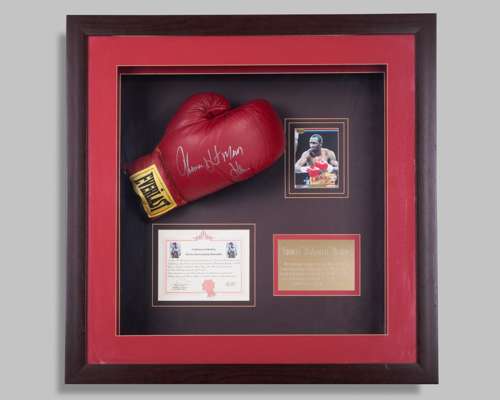 Thomas Hearnes autographed red Everlast boxing glove display