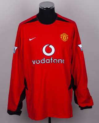 David Beckham red and black No.7 Manchester United long-sleeved shirt