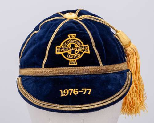 Pat Jennings blue Northern Ireland International cap, 1976-77