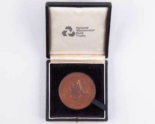 Dickie Bird bronze county cricket NatWest Bank Trophy Final umpire medal, 1989