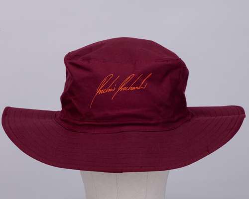 Richie Richard autographed maroon sun hat