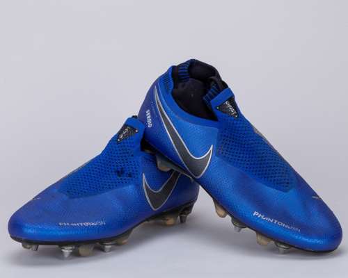 Sergio Busquets blue and grey Nike Phantom SN match worn football boots, December 2018