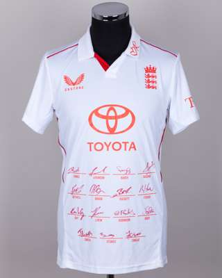 England v. New Zealand Red For Ruth 2026 squad signed Short-sleeved shirt