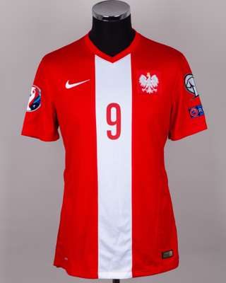 Robert Lewandowski red and white No.9 Poland v. Germany short-sleeved shirt, 2015