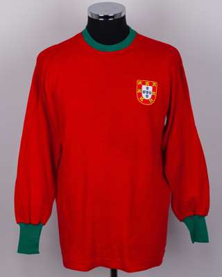 Eusebio red and green No.10 Portugal long-sleeved shirt, 1967-70