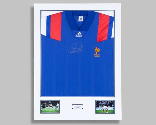 Eric Cantona autographed blue France replica shirt display