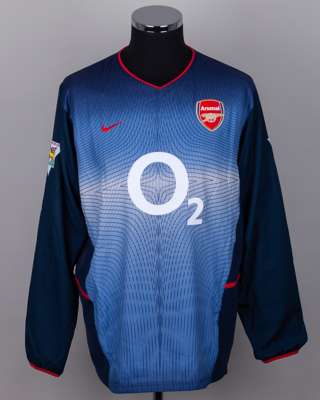 Gilberto blue and red No.19 Arsenal long-sleeved dual layer shirt, 2002-03