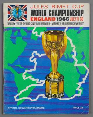 England squad signed Jules Rimet Cup World Championship England 1966 July 11-30 official souvenir programme, 
 68-page programme with colour illustrat