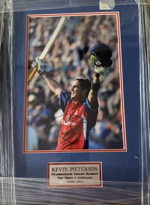England: Kevin Pietersen signed 8 by 10in. photograph,
 professionally framed  / glazed, double matted and plaque. Frame Size: 35 by 50cm. Pietersen w